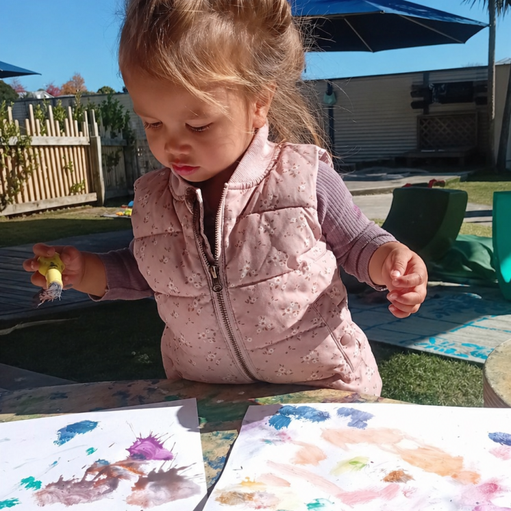 Busy Bees Grandview Road outdoor Painting