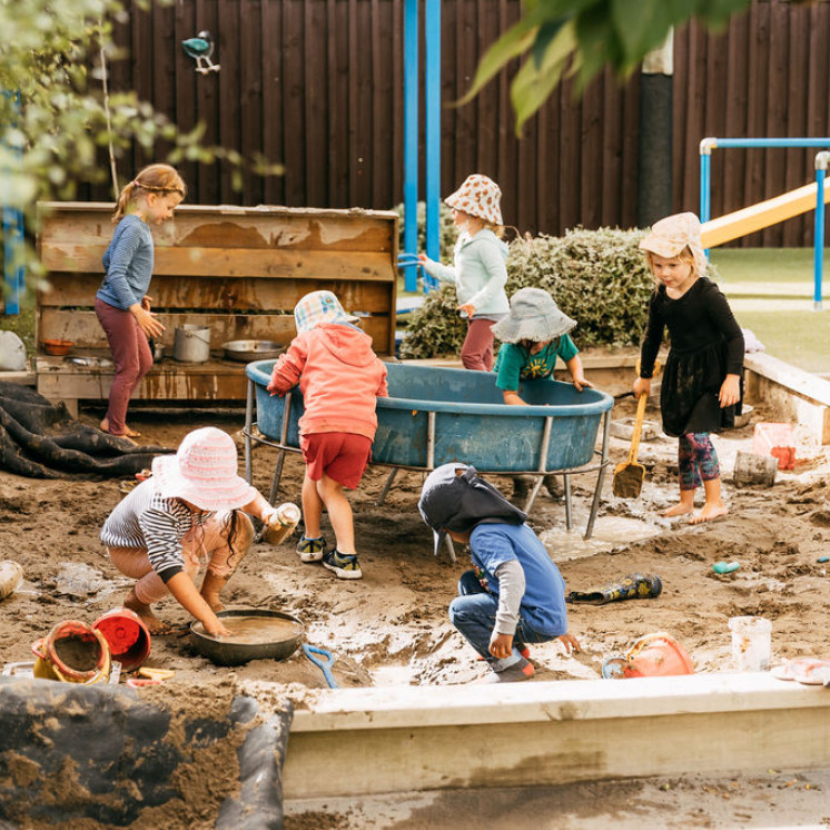 Busy Bees Lake Terrace Burwood Early Education Centre