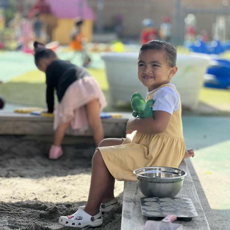 Outdoor play at Busy Bees Pakuranga