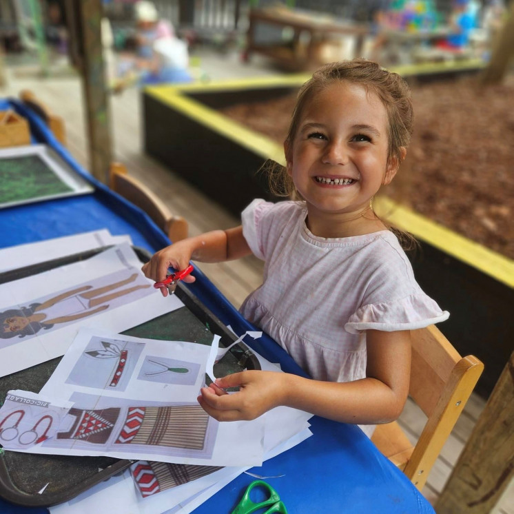 Crafting and fine motor skills at Busy Bees Ruakaka