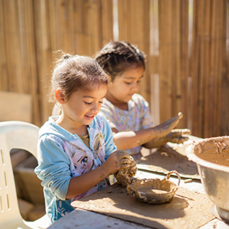 Outdoor Play at Busy Bees Whakatau Street