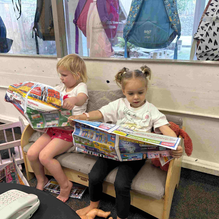 Investigating, literacy and friendships Busy Bees Whitby