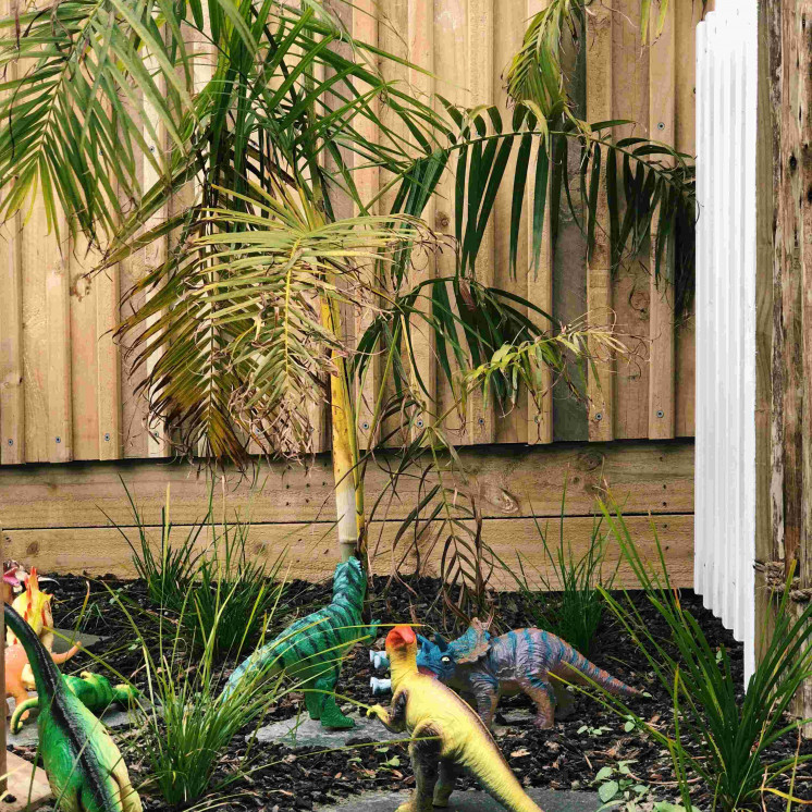 Outdoor gardens at Little Coasties by Busy Bees 